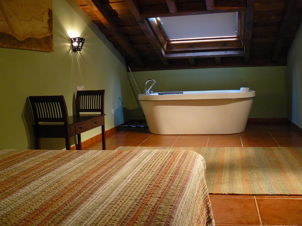 Posada La Villanita Novales Room photo